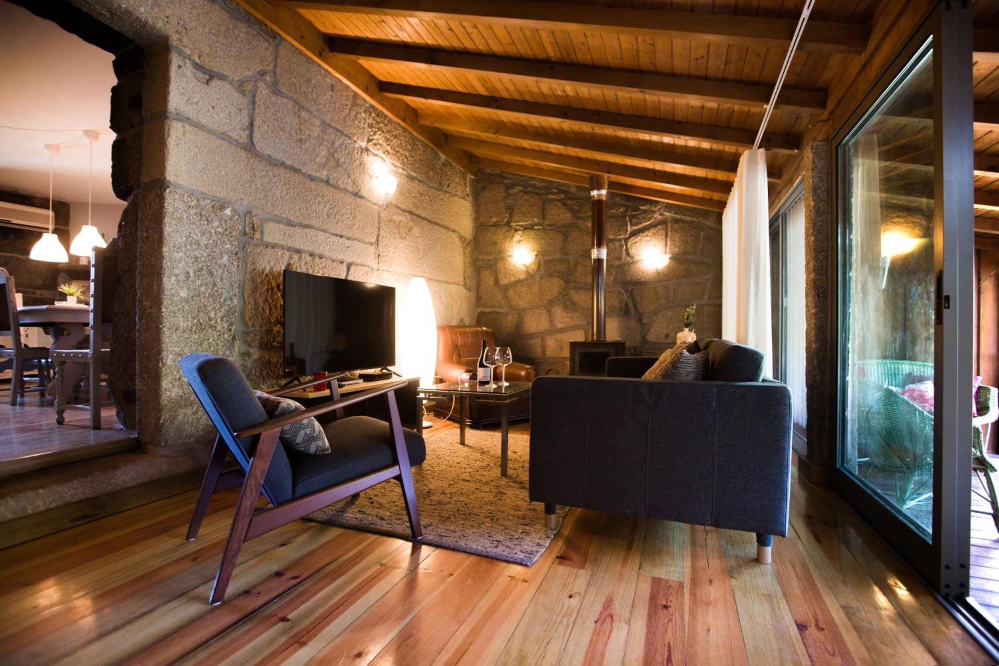 Holiday home Pedra Bela - Cozy House W/ Private Jacuzzi @ Geres Terras de Bouro